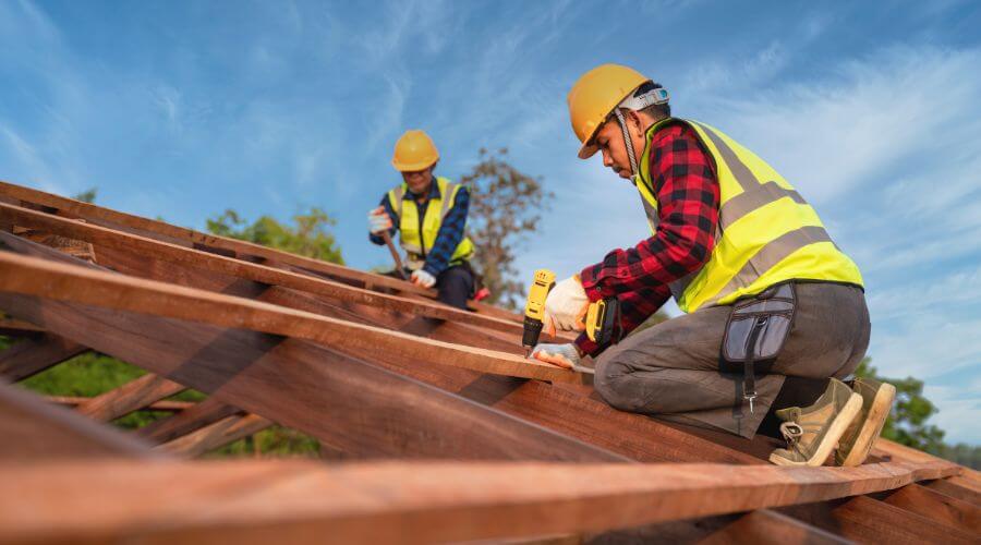 Professional gutter cleaning in Orono, ME